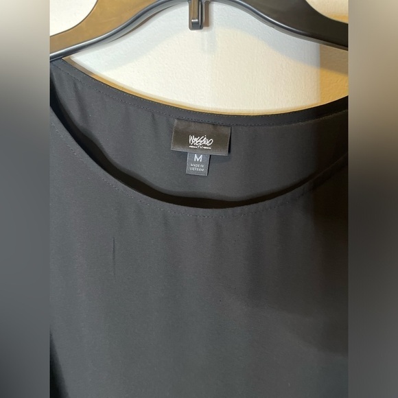 Mossimo Cold Shoulder Top size medium - Picture 2 of 4